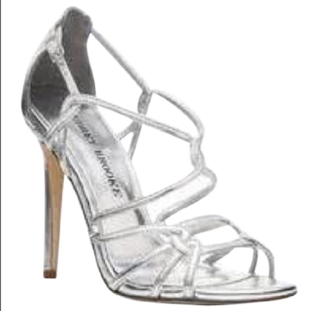 Audrey Brooke
Silver Kadie Sandals